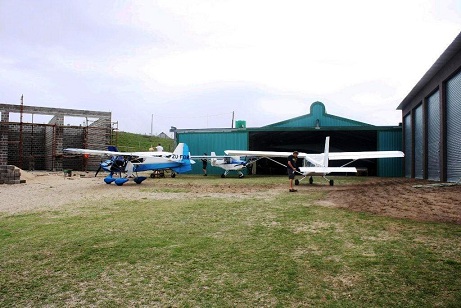 refuelling at Sodwana.jpg