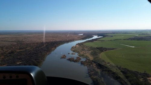 Approaching Groblershoop over Orange River.jpg