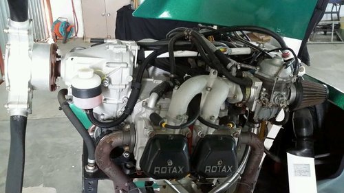 912 ul engine 1.jpg