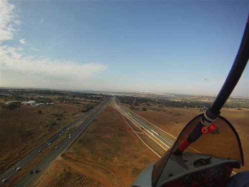 FASK right downwind 02 over Gautrain.JPG
