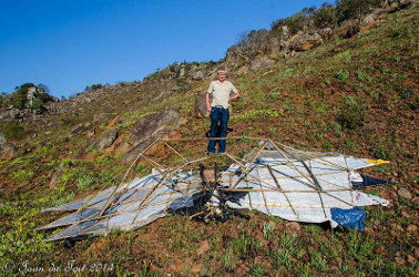 1 Hang glider on mountain side.jpg